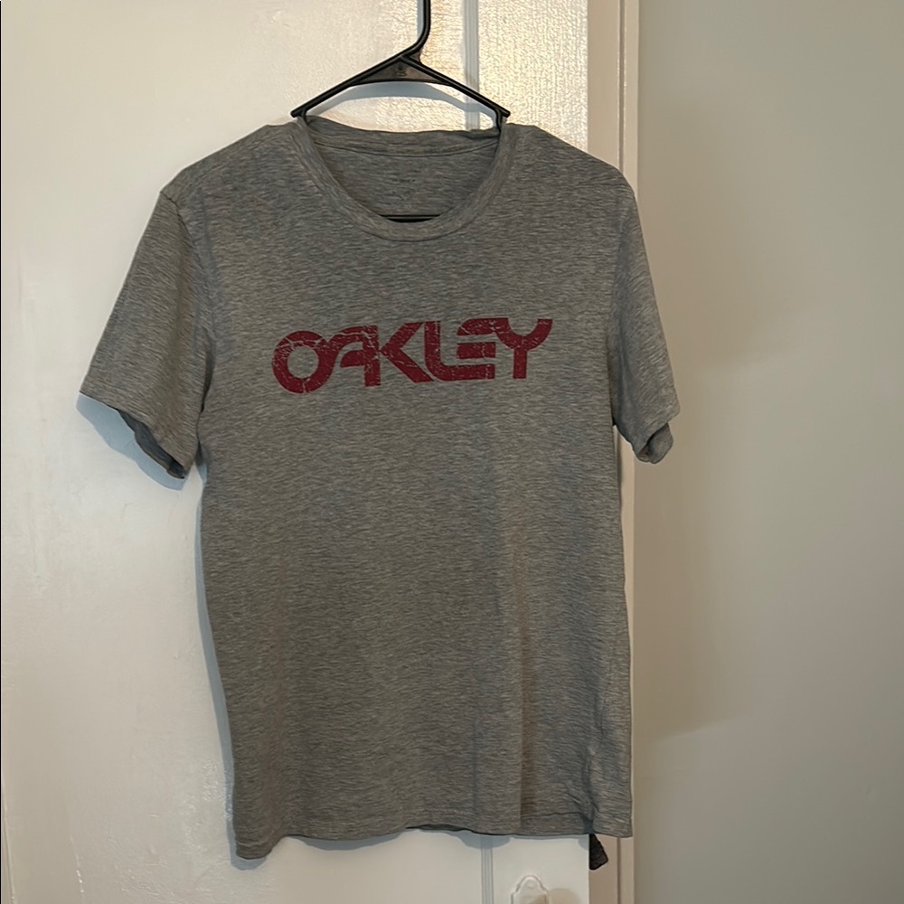 Oakley Gray T-Shirt with Red Logo